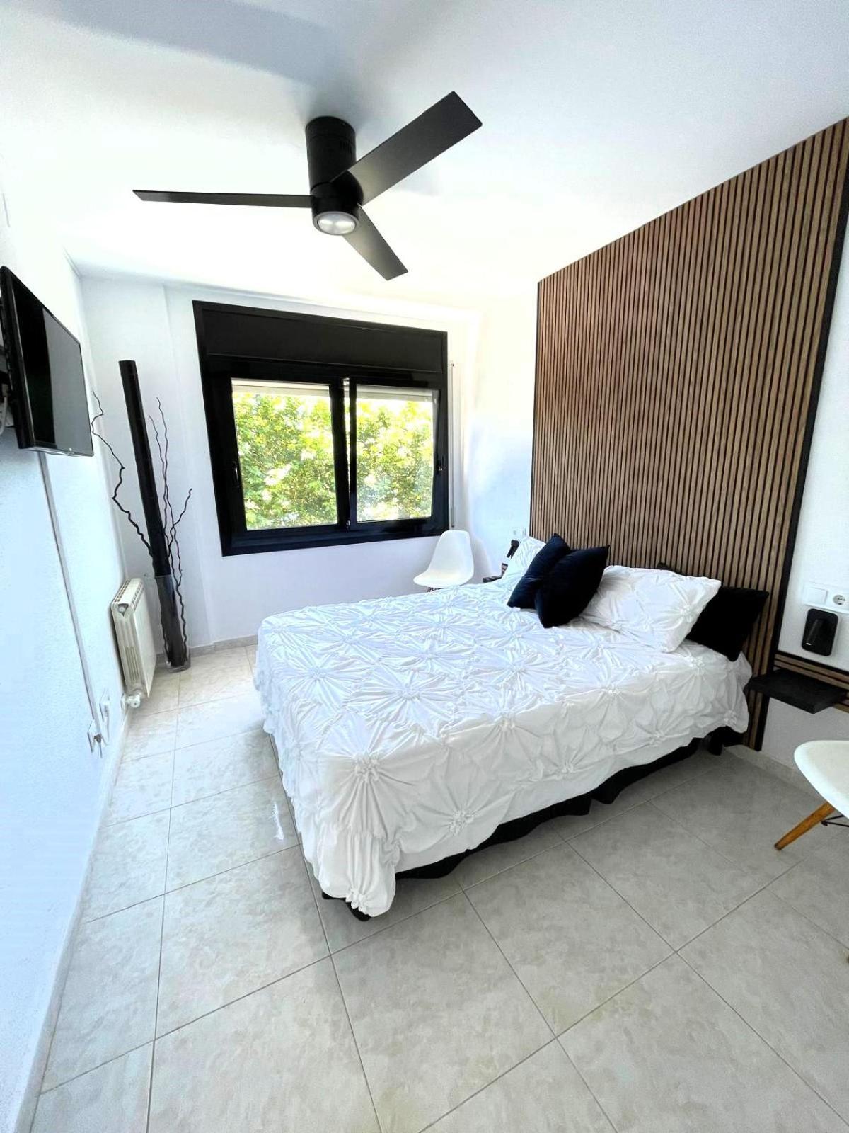 Vivalidays Yolanda Apartment Calella Bagian luar foto